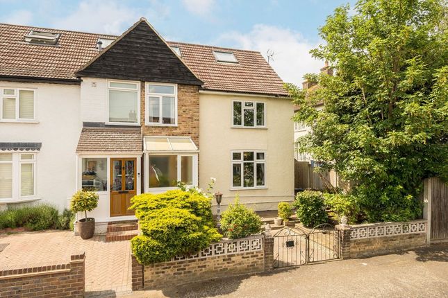 4 bed semi-detached house