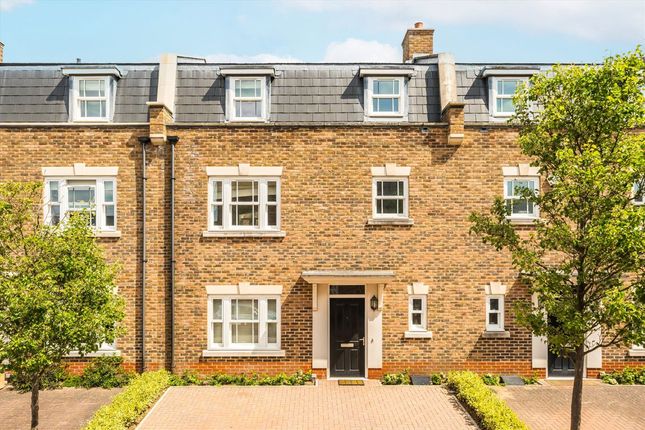 4 bed property
