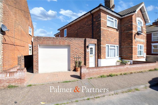 Silcott Street, Brightlingsea... 3 bed semi