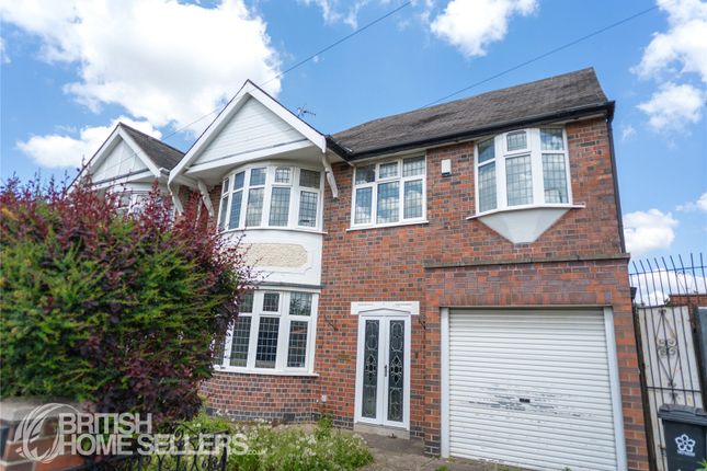 4 bed detached house