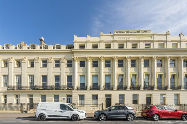 2 bed flat