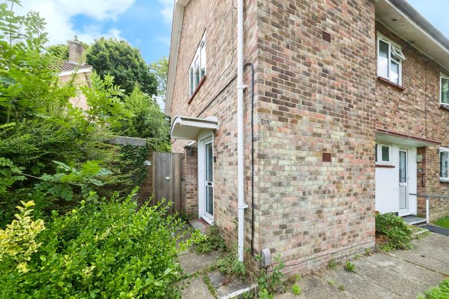 2 bed maisonette