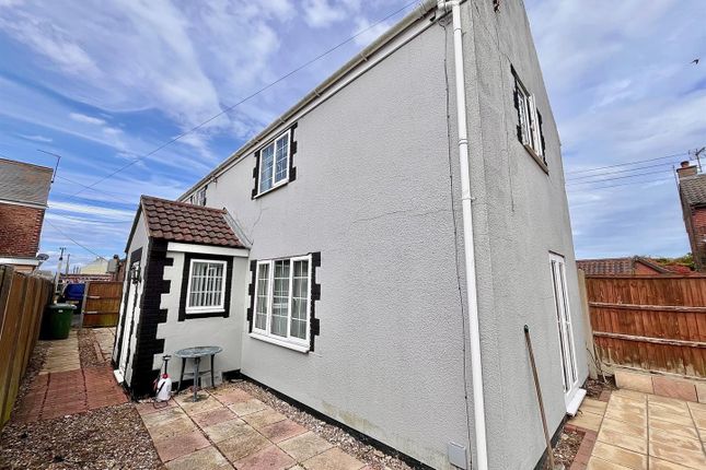 3 bed detached house