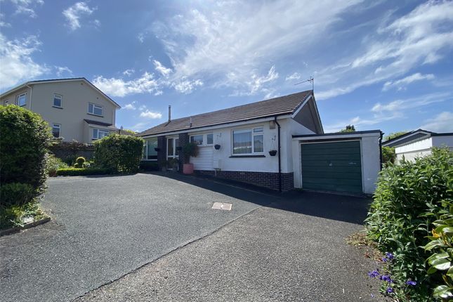 Hendra Vale, Launceston, Cornwall, PL15 2 bed bungalow for sale