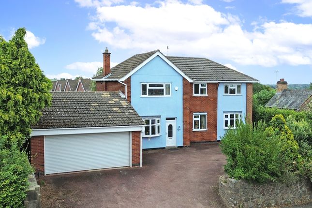 5 bed detached house