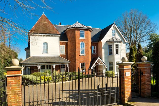 2 bed flat