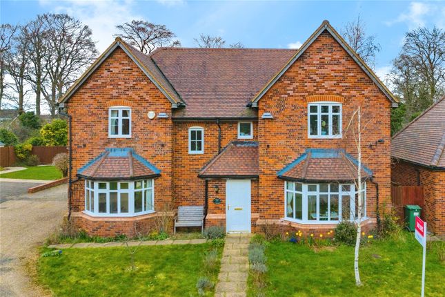 6 bedroom detached house for sale