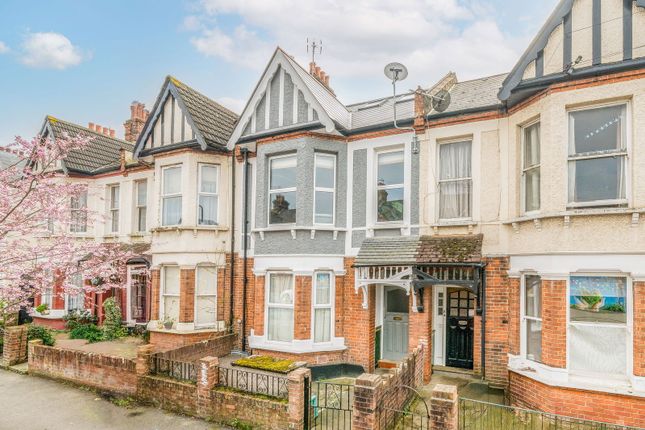 Palermo Road, London, NW10 5YP 2 bed ground floor flat for sale