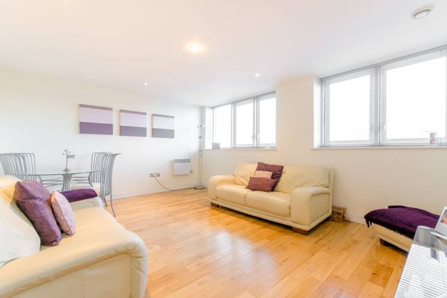 2 bed flat
