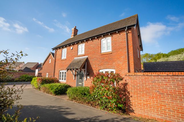 Adderley Avenue, Nuneaton, CV10 3 bed detached house for sale