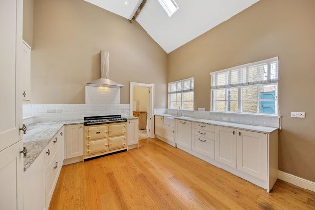 Rowthorne Lane, Chesterfield S44 3 bed property for sale