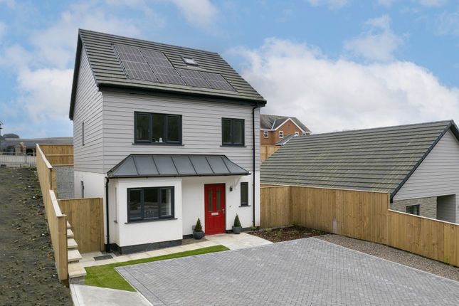 4 bed town house