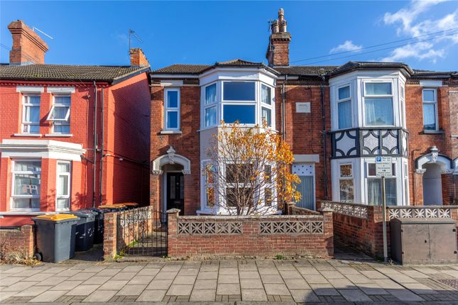 Foster Hill Road, Bedford... 4 bed end of terrace house for sale