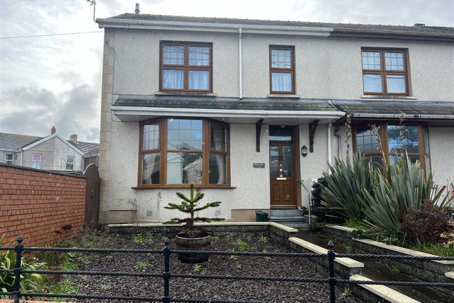 4 bedroom semi-detached house for sale