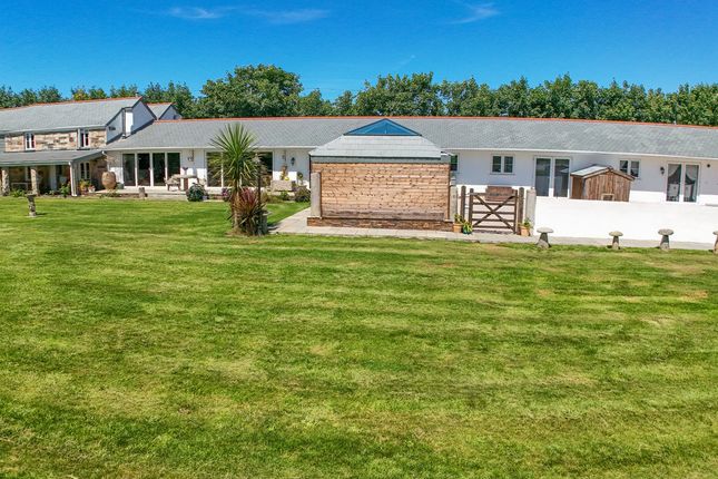 Retire, Bodmin, PL30 5 bed barn conversion for sale