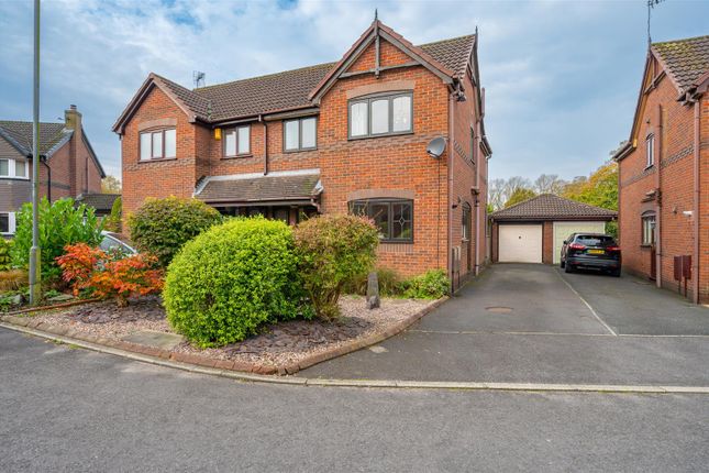 3 bedroom semi-detached house for sale