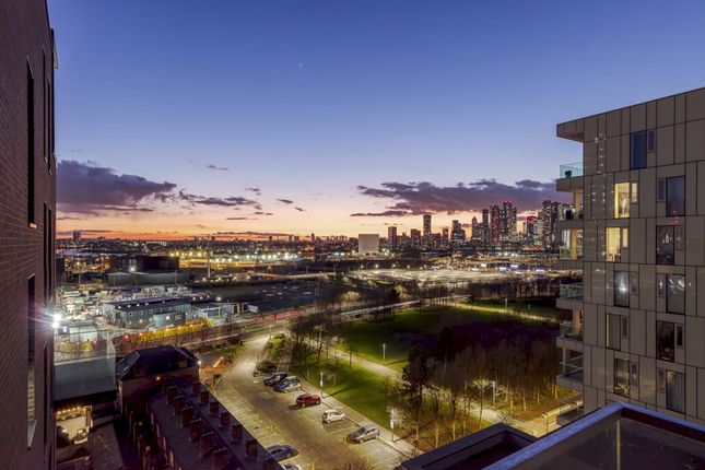 The Roper, Reminder Lane, Greenwich SE10 2 bed apartment for sale
