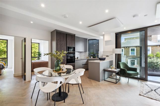 East Hill, Wandsworth, SW18 3 bed apartment for sale