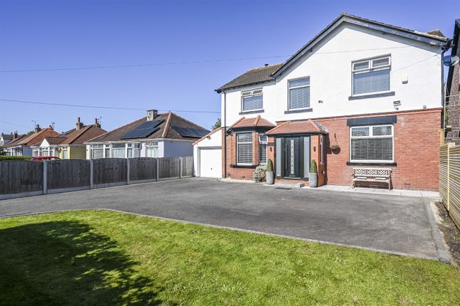 4 bed detached house