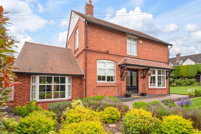 South Street Atherstone... 4 bed detached house for sale