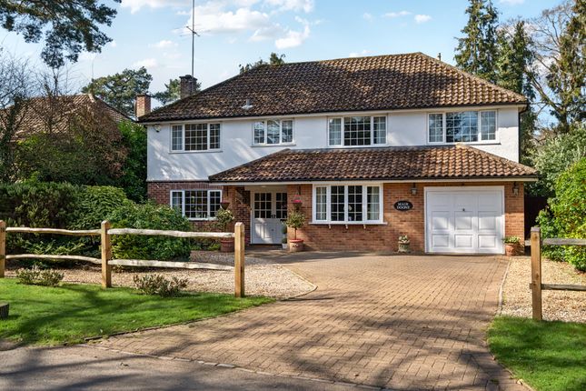 WEST BYFLEET 4 bed detached house for sale