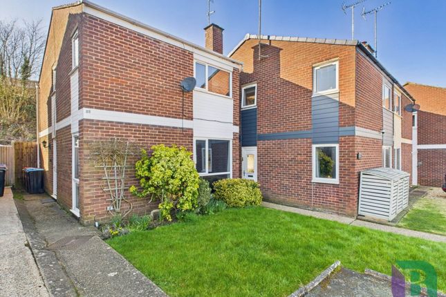 Frensham Drive, Milton Keynes MK2 3 bed detached house for sale
