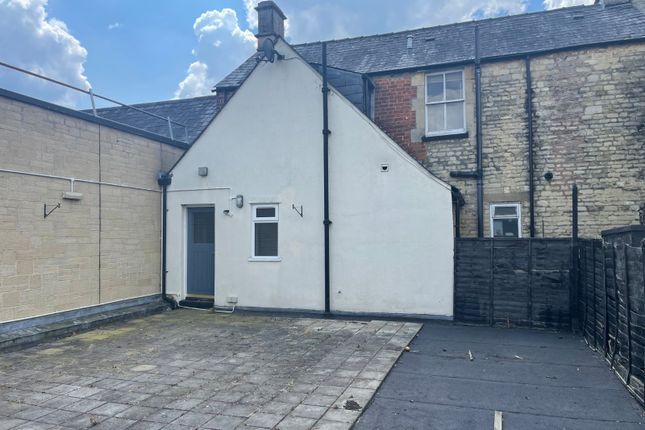 West Way, Cirencester... 3 bed terraced house for sale