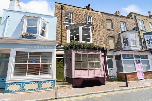 2 bedroom maisonette for sale
