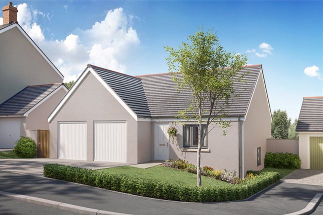 4 bed detached house