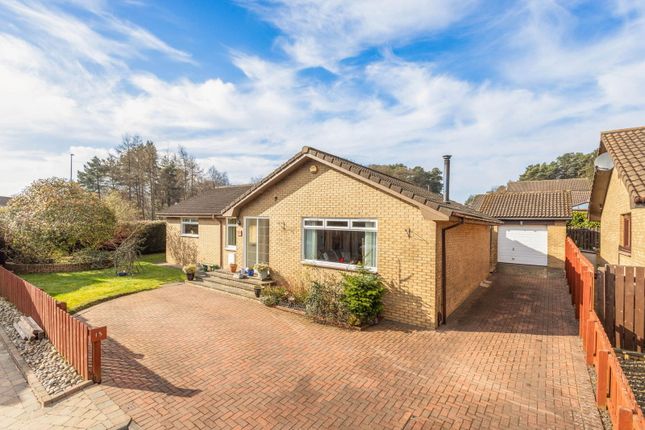 Duncan Green, Livingston EH54 4 bed detached bungalow for sale