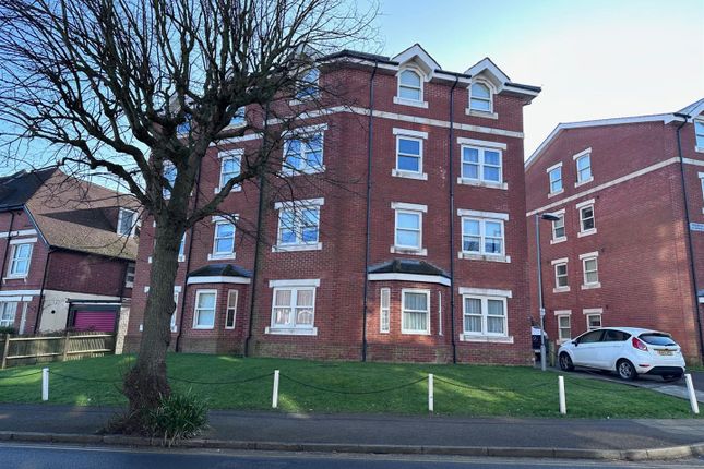 Upper Avenue, Eastbourne BN21 2 bed flat for sale