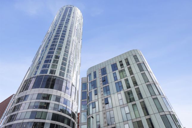 Sky Gardens, 155 Wandsworth Road... 2 bed flat for sale