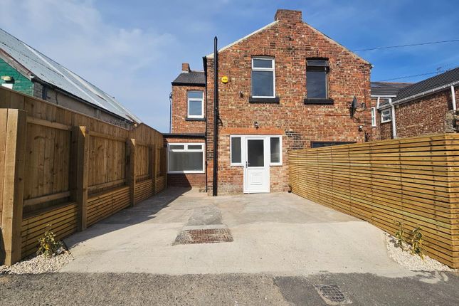 3 bed end terrace house