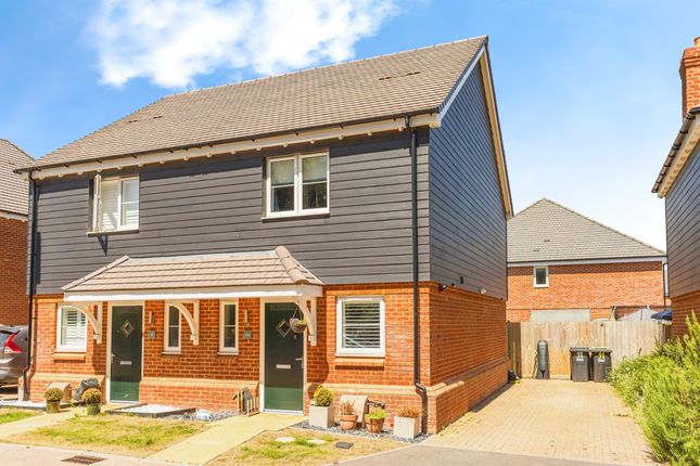 2 bedroom semi-detached house for sale