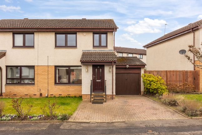 3 bedroom semi-detached villa for sale