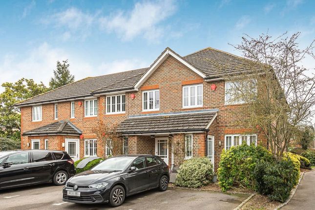 2 bedroom maisonette for sale