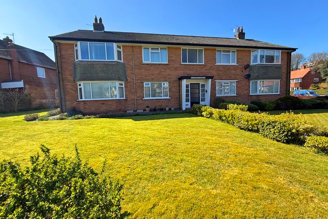 Malvern Crescent, Scarborough YO12 2 bed apartment for sale