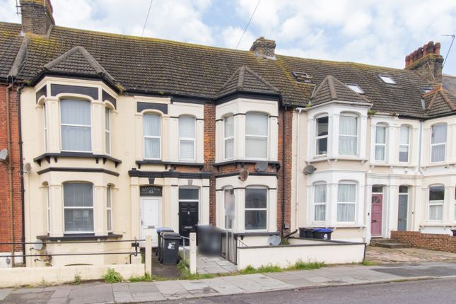 Ramsgate Road, Margate, CT9 2 bed flat for sale