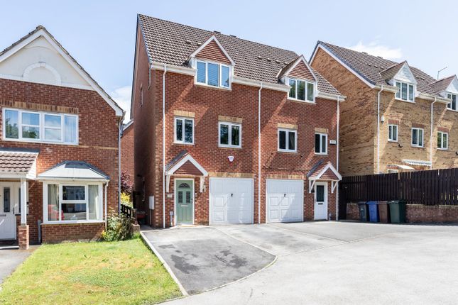 3 bedroom semi-detached house for sale
