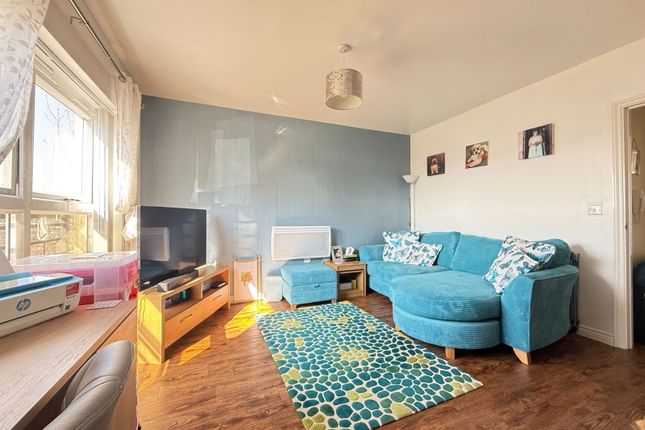 Ward View, Chatham ME5 1 bed ground floor flat for sale