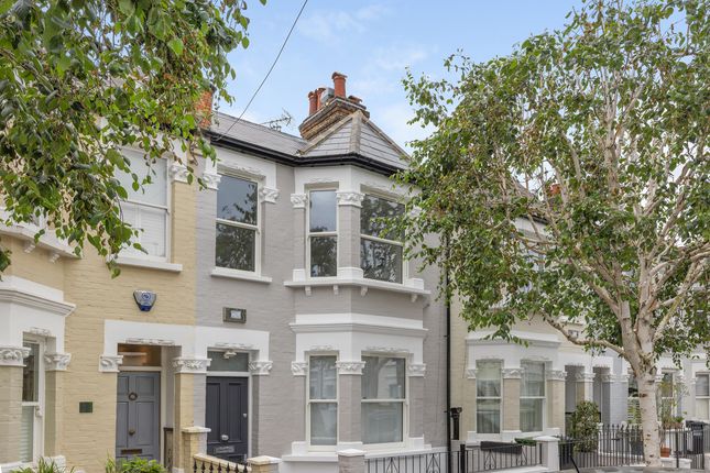 4 bed terraced house