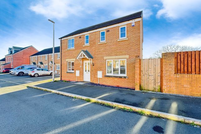 Maes Y Glo, Llanelli... 3 bed detached house for sale