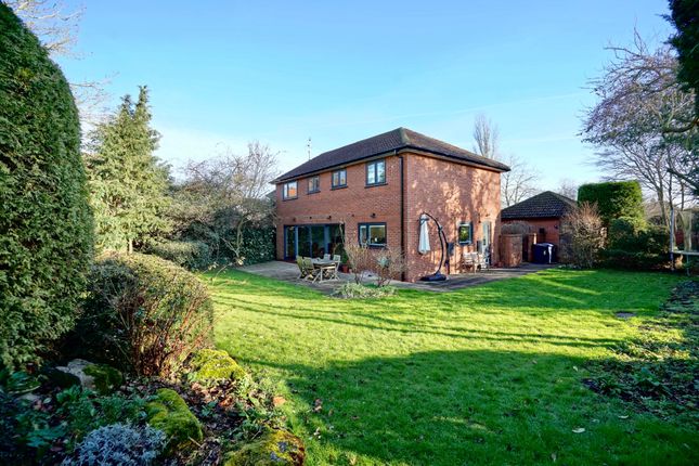 5 bedroom detached house for sale