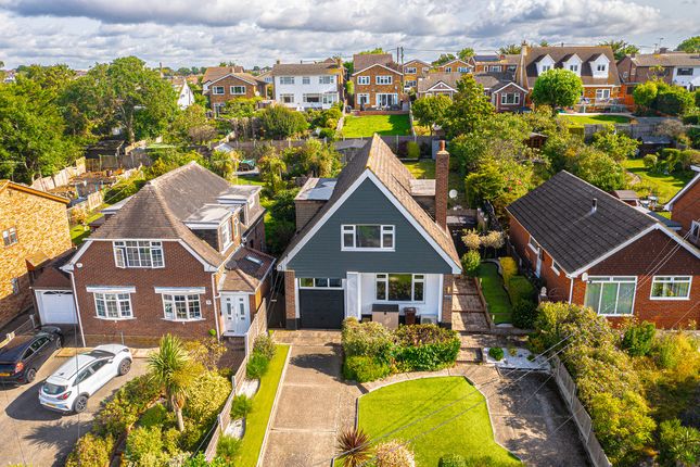 Cumberland Avenue, Benfleet, SS7 4 bed detached house for sale