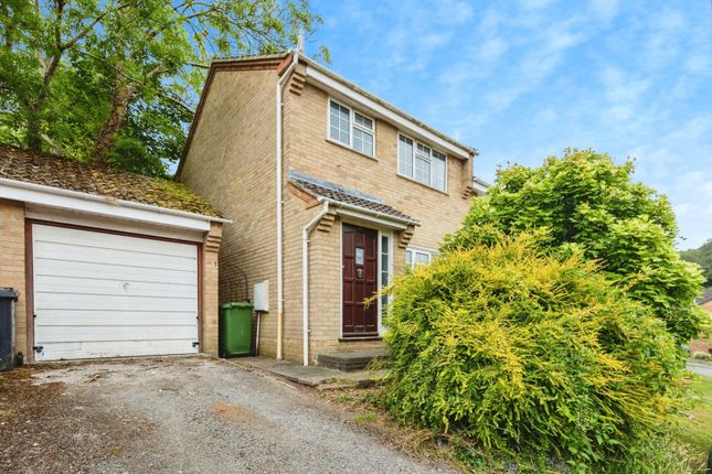 3 bed semi-detached house
