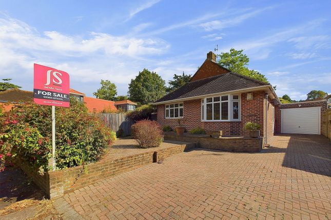 Findon Road, Worthing BN14 3 bed detached bungalow for sale