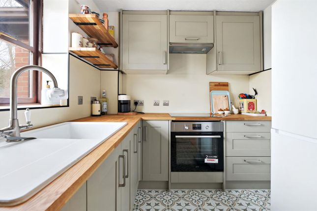 Homefield Mews, Blakeney Road... 1 bed flat for sale