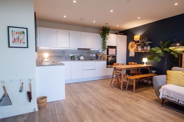 2 bed flat
