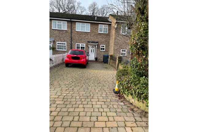 3 bed terraced house