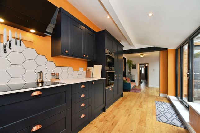 4 bedroom terraced house for sale